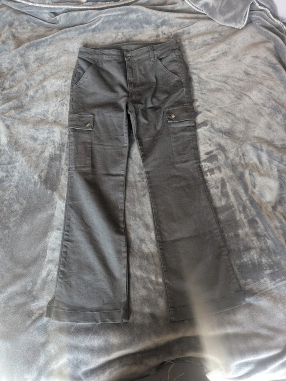 Joe's Jeans. Frankie Bootcut.  Black. Cargo Pockets. Streetwear.